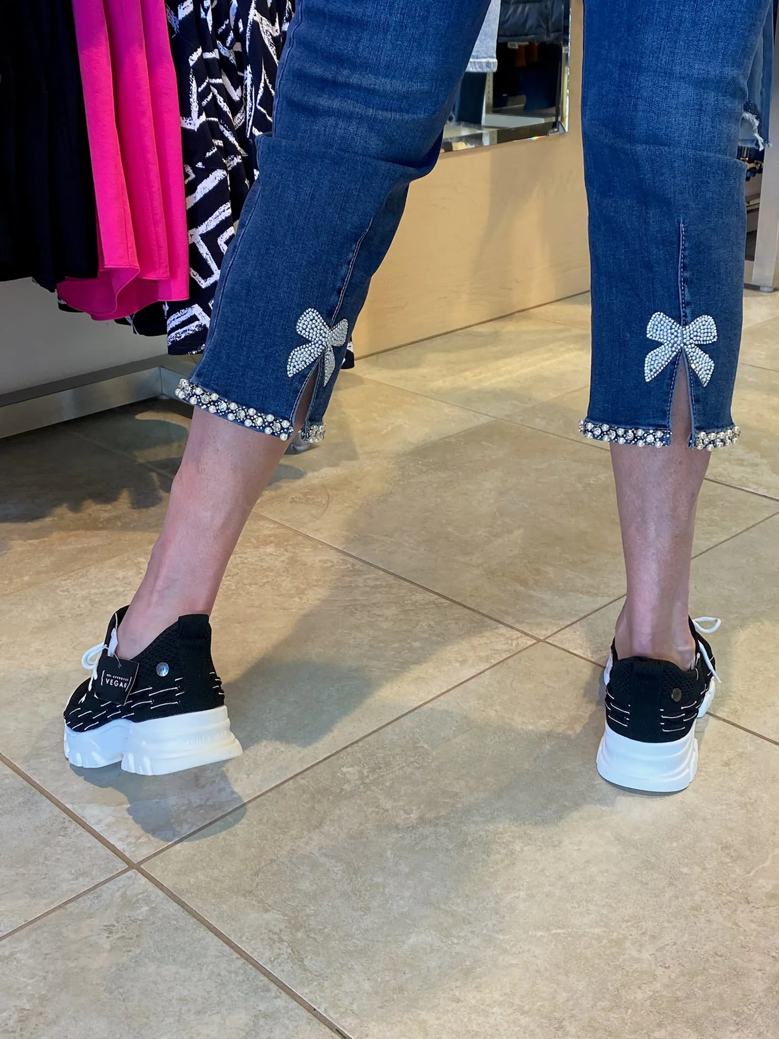 DENIM BOW CAPRI