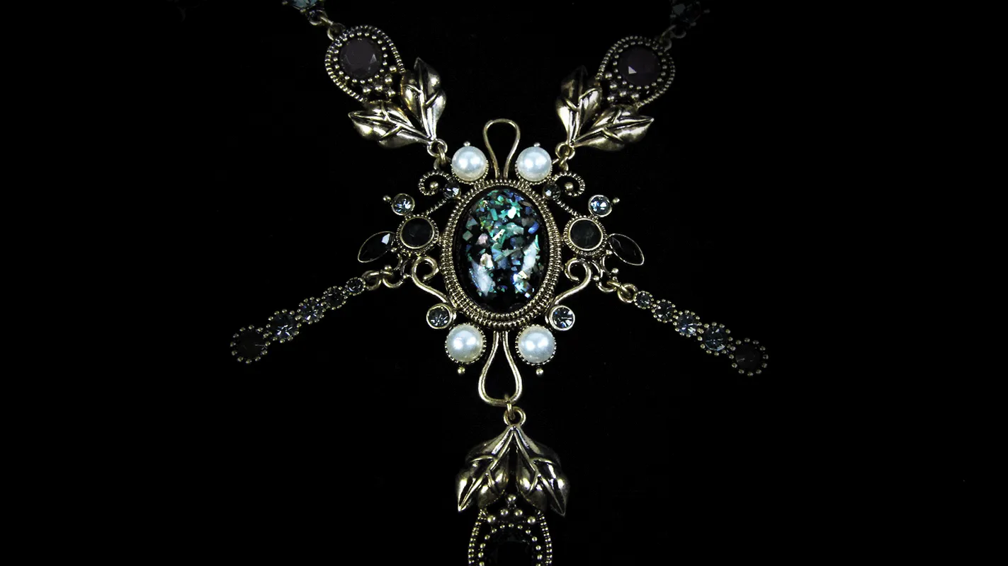 Elegant Women's Neacklace with Pearls / Retro Pendant Stones Necklace