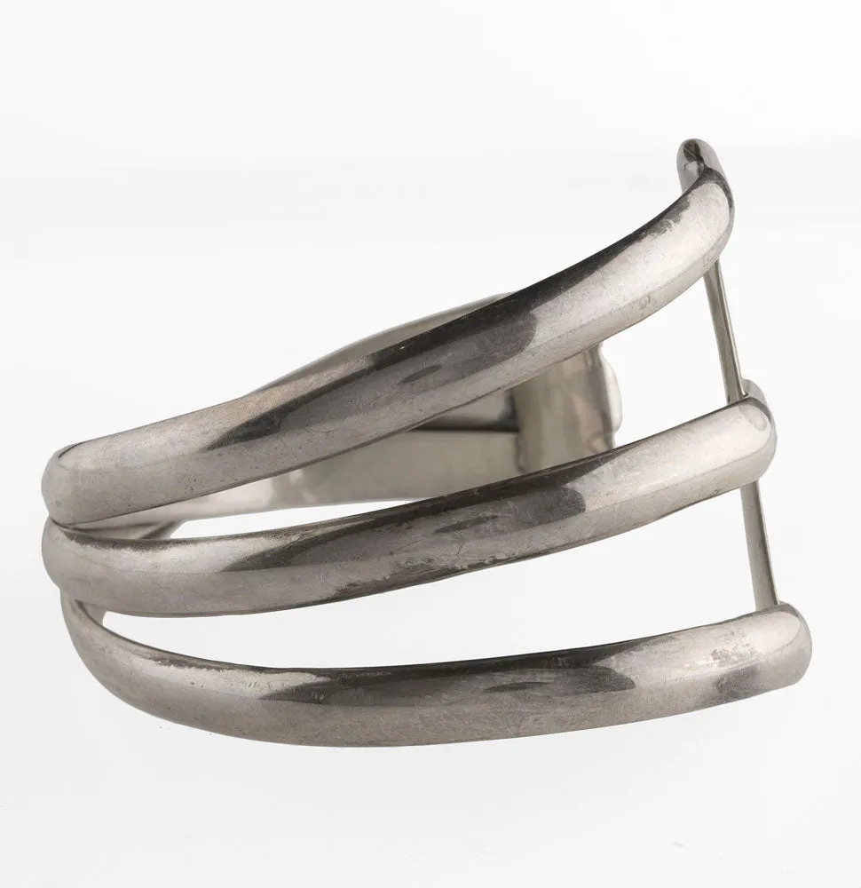 Robert Nilsson twist cuff bracelet, sterling silver, modernist. j-brvs923cse